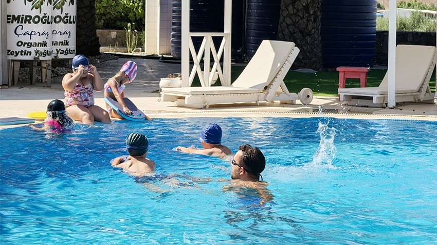 Bozcaada’da yüzemeyen çocuk kalmayacak