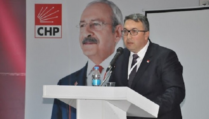 CHP' de şok istifa