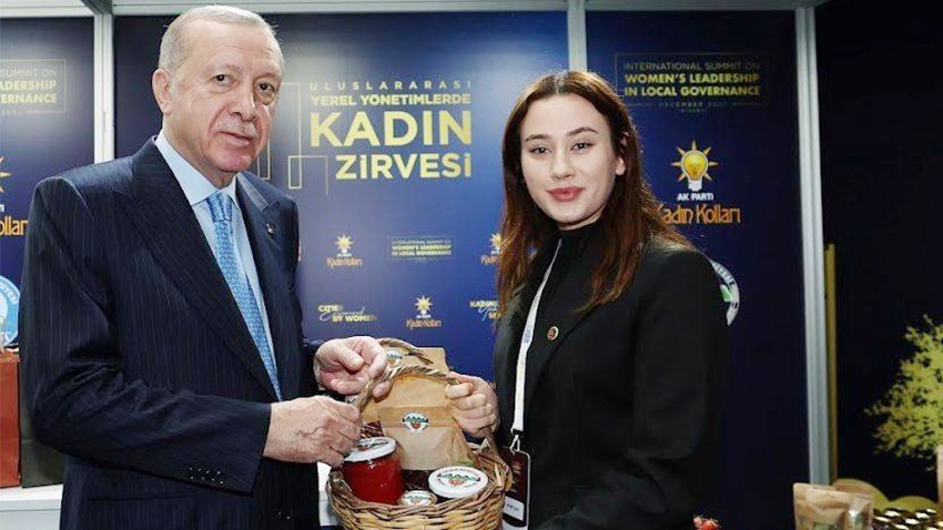 Türkiye’nin En Genç Belediye Başkanı, Cumhurbaşkanı Erdoğan’ı Ziyaret Etti