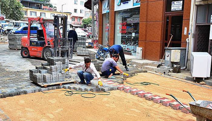 Cadde ve sokaklar yenileniyor