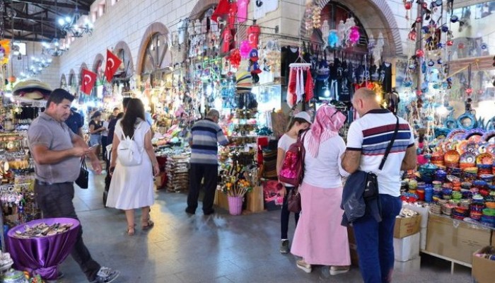 Aynalı Çarşı’da bayram yoğunluğu