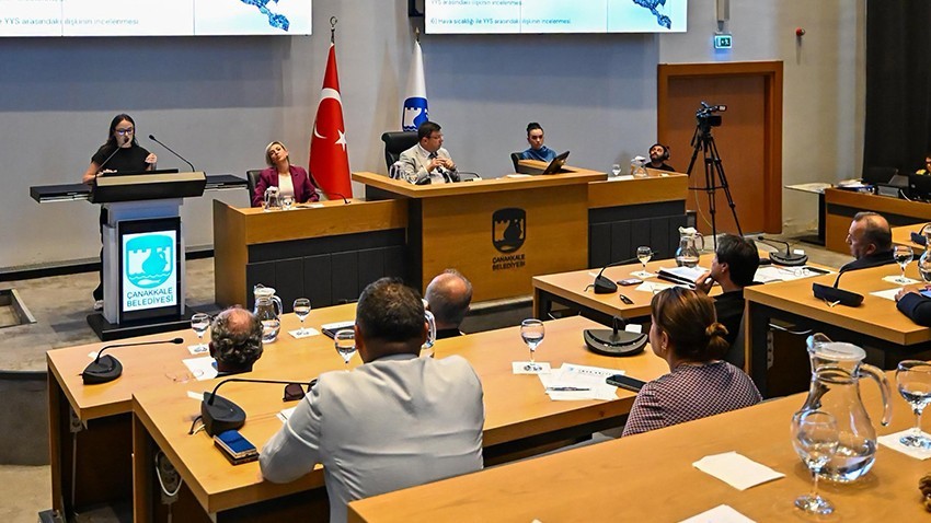 Çanakkale Belediye Meclisi Temmuz Oturumu Tartışmalarla Tamamlandı
