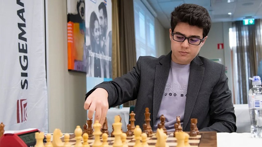Yağız Kaan Erdoğmuş Dünya Bir Numarası Magnus Carlsen İle Karşılaştı