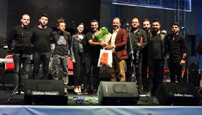 Hüseyin Turan Bayramiçlileri Coşturdu