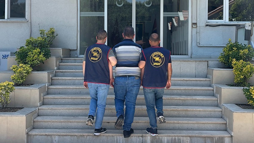 Jandarmadan kapsamlı denetim: 63 aranan şahıs yakalandı