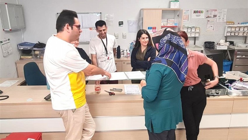 Kamu ve Özel Hastanelerde Acil Servis Çalışanlarına Özel Eğitimler Verildi