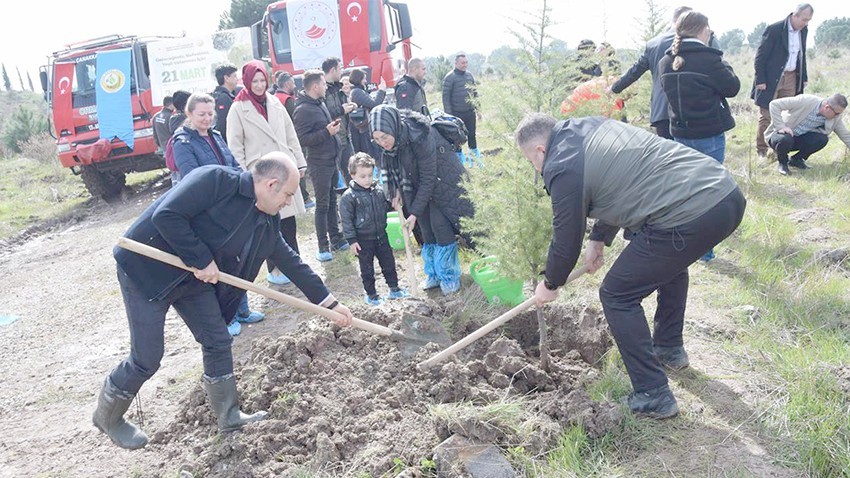 Çan’da fidanlar toprakla buluştu