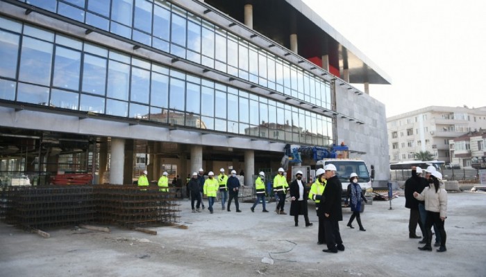 Başkan Gökhan Yeşil Yerel Yönetim Binasında İncelemelerde Bulundu