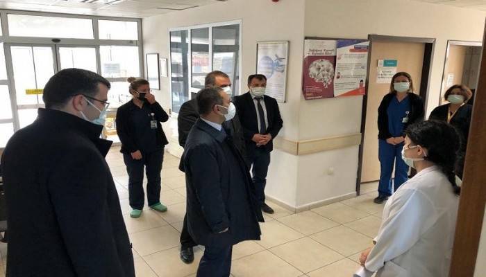 Vali Aktaş, Eceabat Devlet Hastanesini ziyaret etti