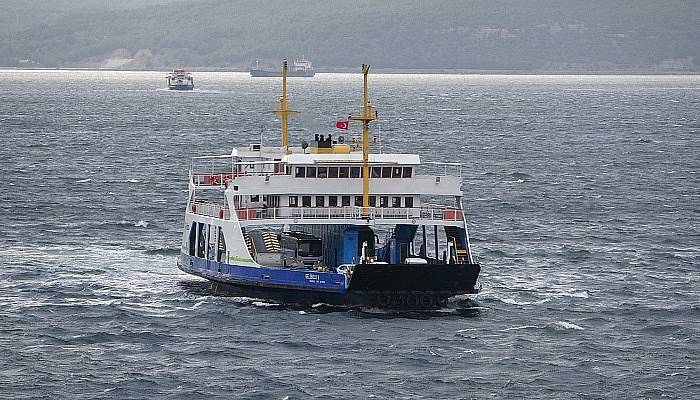 Gökçeada ile Güney Marmara hattında feribot seferleri iptal (VİDEO)