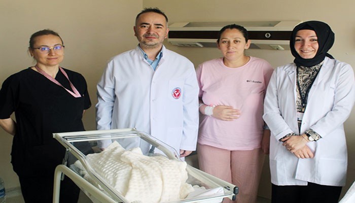 ÇOMÜ Hastanesi Üreme Merkezi İlk Hastasının Bebeği Dünyaya Geldi