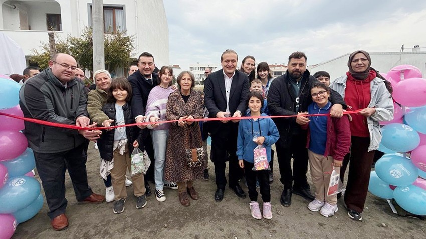 Lapseki’de Dursun Eroğlu Parkı törenle hizmete açıldı
