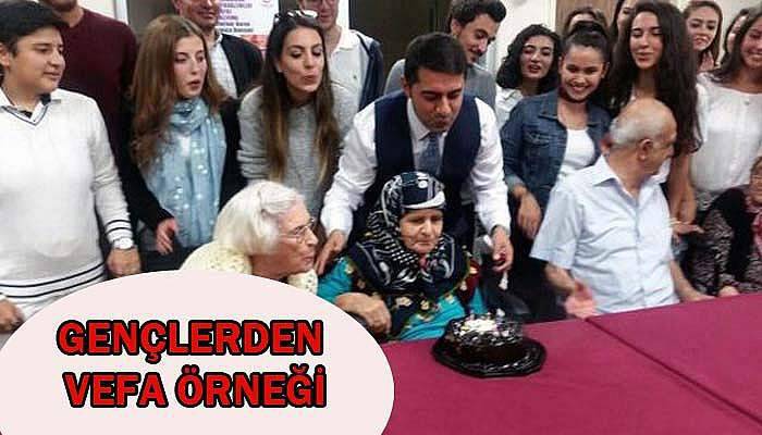 Gençlerden yaşlılara vefa örneği