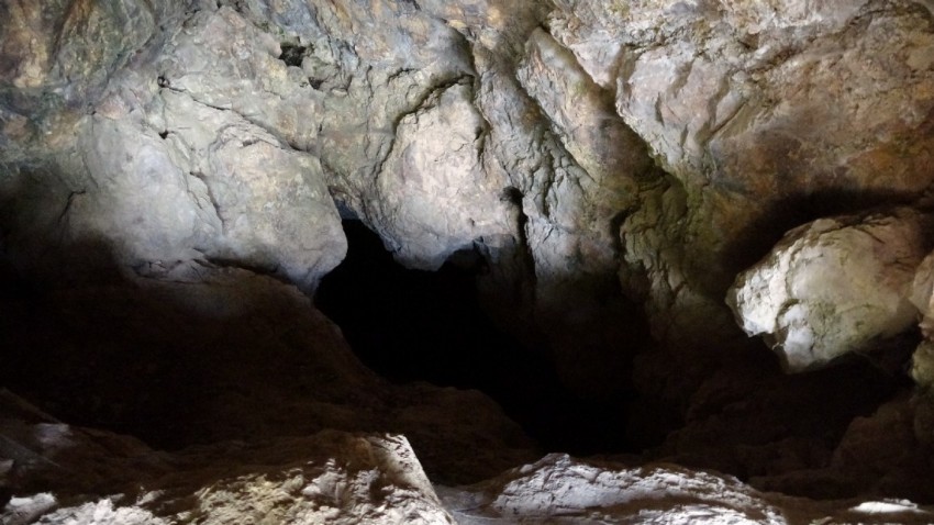Çanakkale'deki mağarada 86 bin yıllık yaşam izlerine rastlandı! (VİDEO)