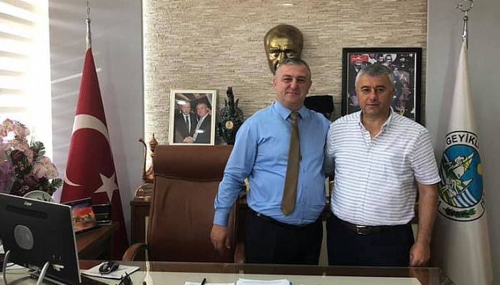 Eski başkandan yeni başkana ziyaret