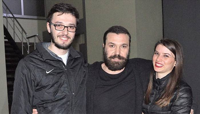  Halil Sezai konserinde sürpriz evlenme teklifi 