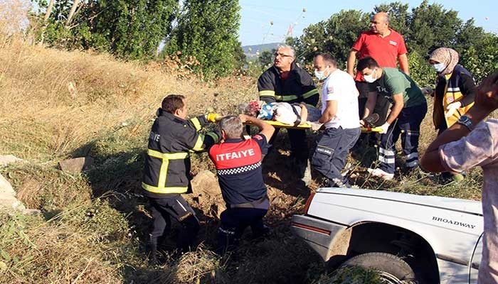 Takla atan otomobilde can pazarı (VİDEO)