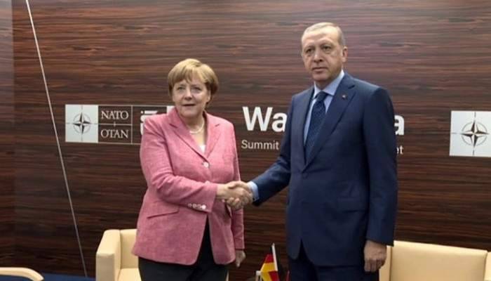 Erdoğan, Almanya Başbakanı Merkel ile görüştü