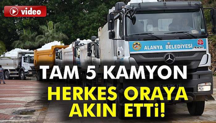 Alanya'da denize sıfır kartopu savaşı