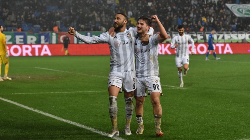 Semih Kılıçsoy’dan son 3 maçta 4 gol, 1 asist