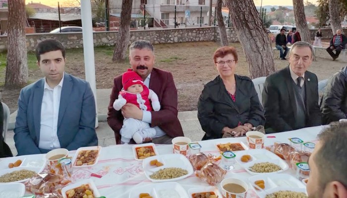 Uygun Romanlarla iftar yaptı