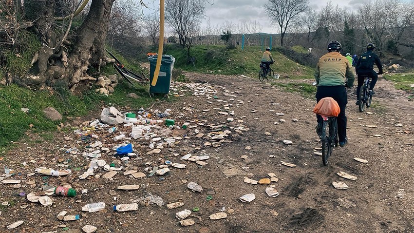 Zirai İlaç Atıkları Çevreyi Tehdit Ediyor