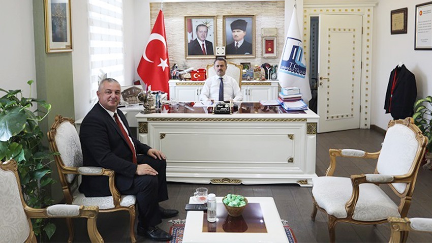 Başkan Oruçoğlu, Vali Aktaş’ı ziyaret etti