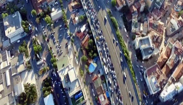 İstanbul trafiği havadan görüntülendi