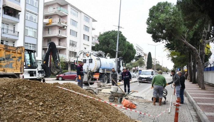 Altyapı Çalışmaları Devam Ediyor