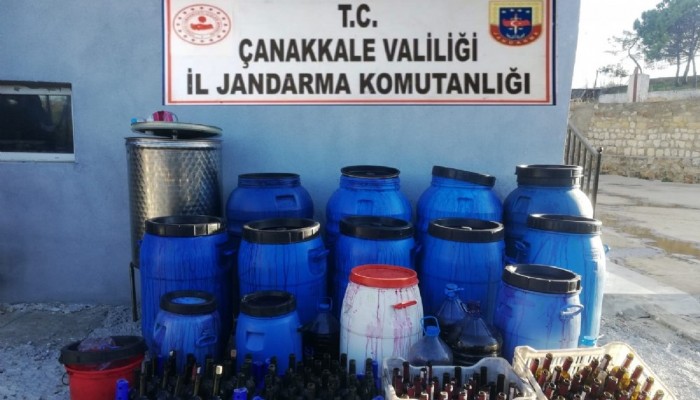 Bağ evinde bin 300 litre sahte şarap ele geçirildi