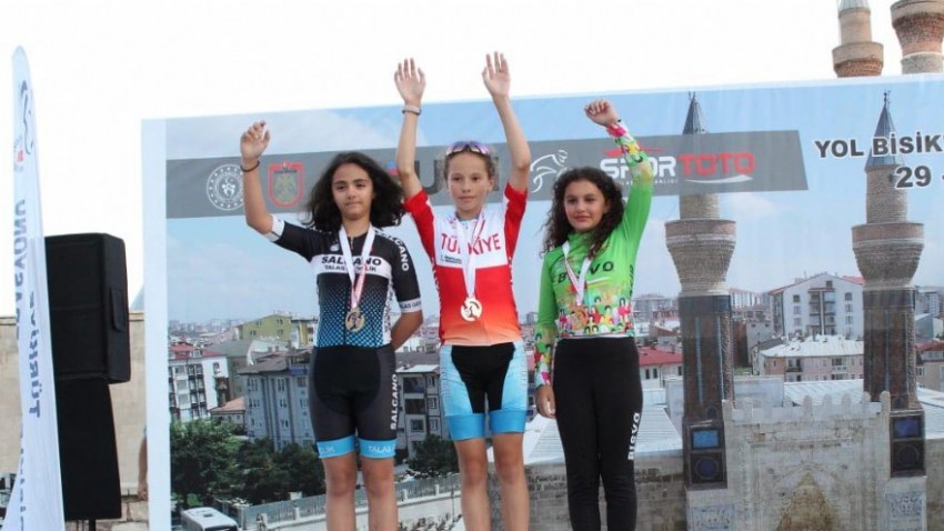 Gelibolu Spor Kulübü Sporcularından Büyük Başarı