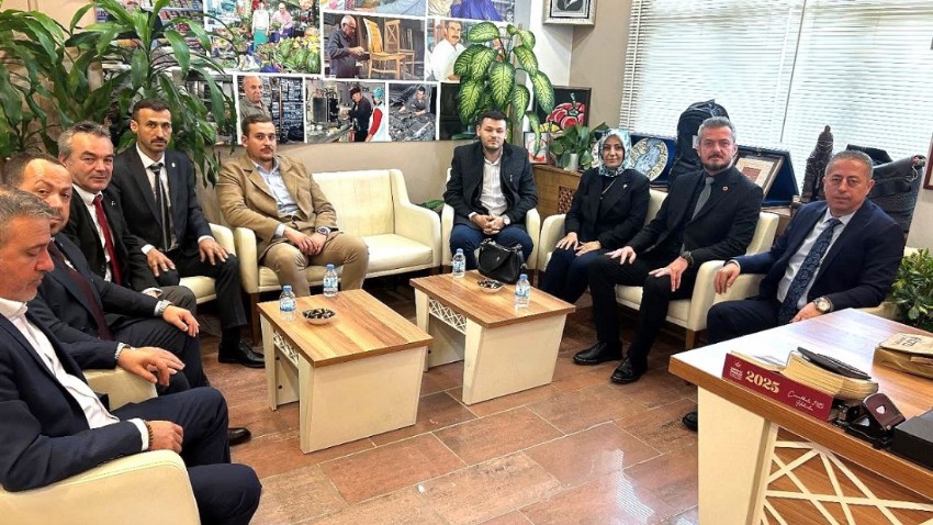 MHP Merkez İlçe Başkanlığı’ndan Çanakkale Esnaf Odaları Birliği’ne ziyaret