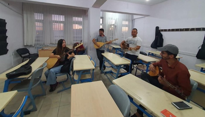 Halk Eğitim Merkezi Kursları Terapi Niteliğinde