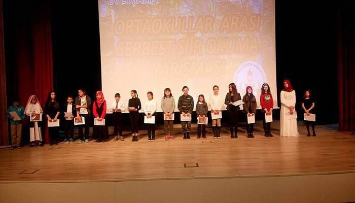 Ortaokullar arası şiir yarışması düzenlendi