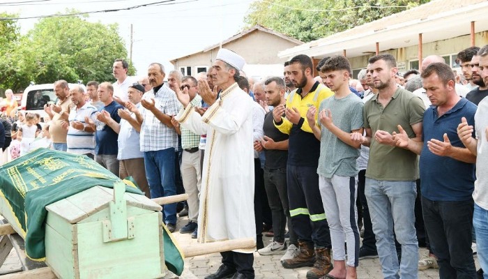 Geçmiş dönemlerde Muhtarlık Yapan Adem Turgut vefat etti