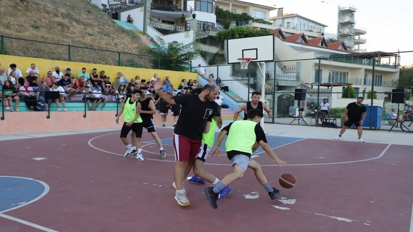 Gelibolu’da Sokak Basketbolu Turnuvası  Başladı