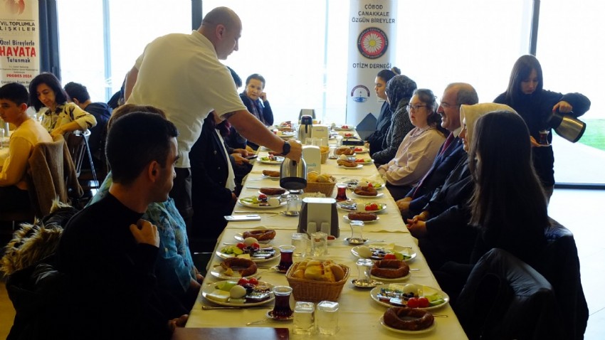 Çanakkale’de ‘Özel Bireylerle Hayata Tutunmak’ Projesi Hayata Geçti