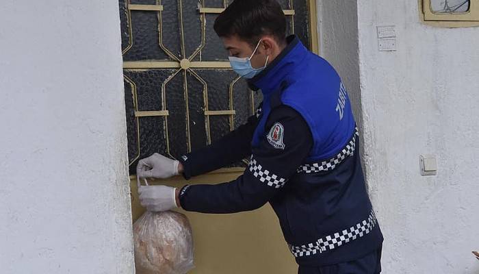 Çan Belediyesi karantinadaki vatandaşları yalnız bırakmıyor