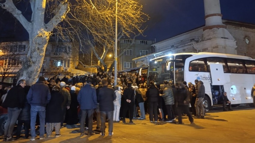 Bayramiçli Umreci Adayları Dualarla Uğurlandı