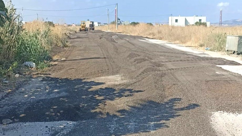Çardak’ta yol düzenleme çalışmaları başladı