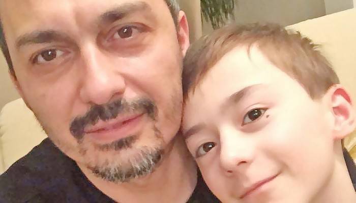 Babasını çok seviyor