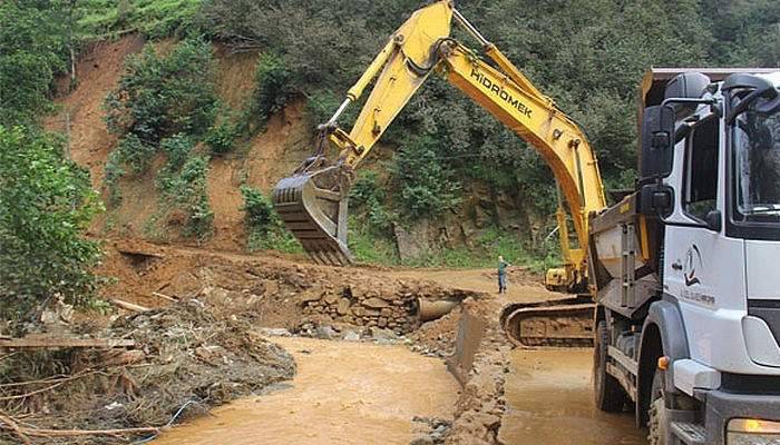 Selde kaybolan çocuğu arama çalışmaları sürüyor