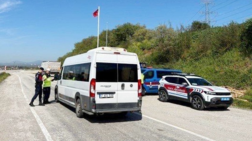 Jandarma 23 Binden Fazla Aracı Kontrol Etti