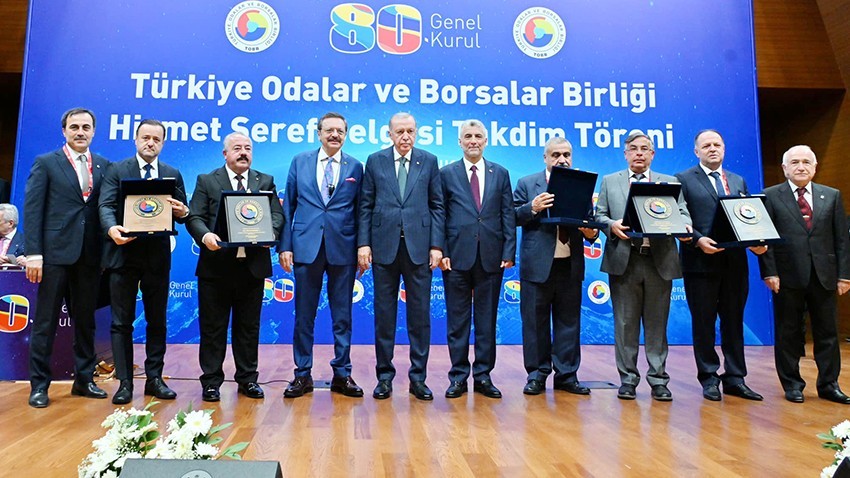 Çanakkale Ticaret Borsası TOBB Hizmet Şeref Belgesi Plaket Takdim Törenine Katıldı