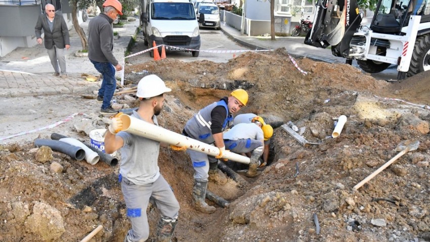 Altyapı Yenileme Çalışmaları Büyük Bir Hızla Devam Ediyor
