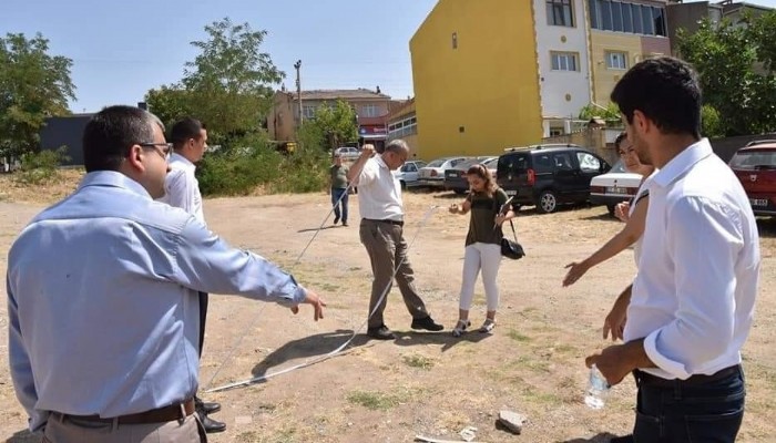 Başkan Öz Pazar yeri ve etkinlik alanı proje yerini inceledi