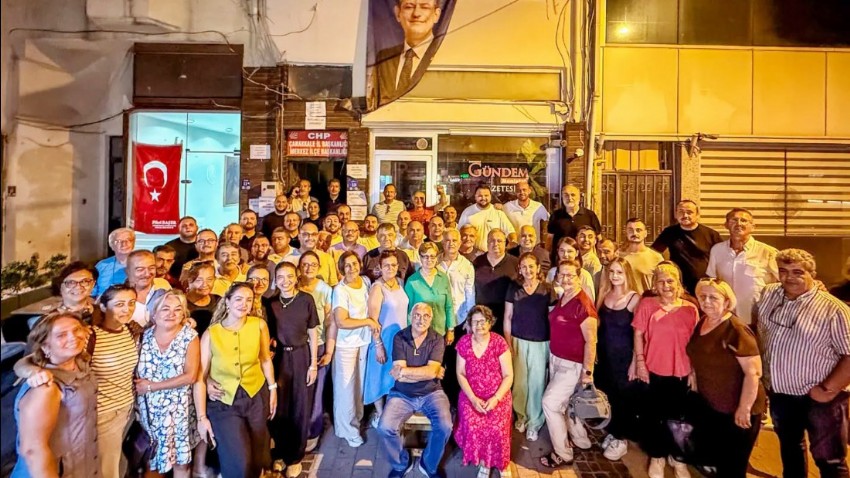 CHP'de Dayanışma Nöbeti Kesintisiz Sürüyor