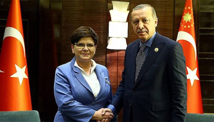  Erdoğan, Polonya Başbakanı Syzdlo’la görüştü