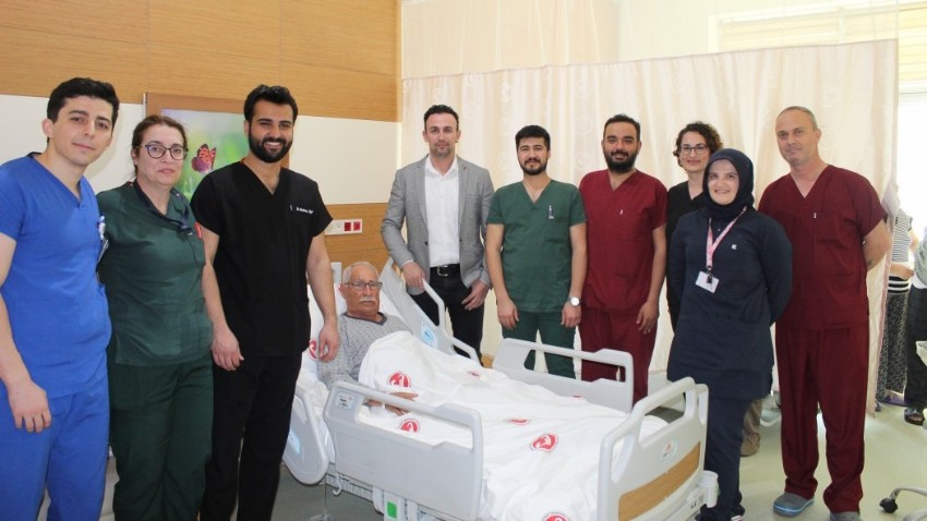 ÇOMÜ Hastanesi Üroloji Kliniğinde Ağız Mukozası Grefti İle İdrar Kanalında Darlık Onarımı Yapıldı