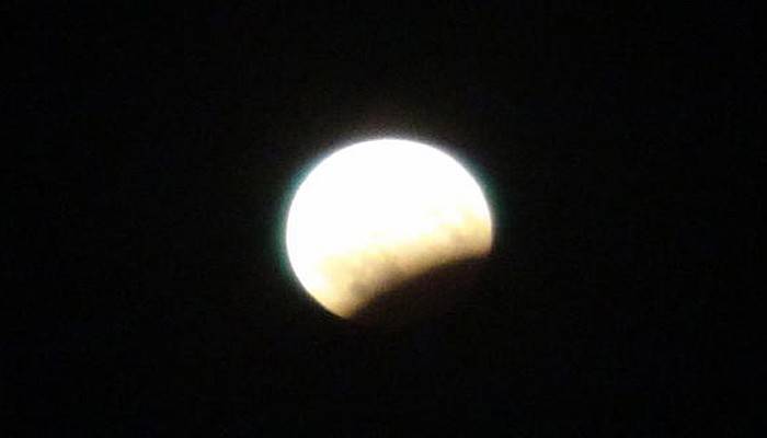 Çanakkale'de ay tutulması böyle görüntülendi (VİDEO)